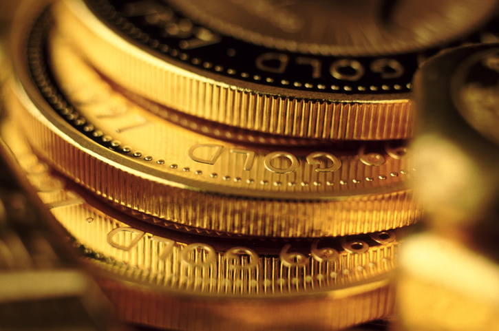 Gold edges higher