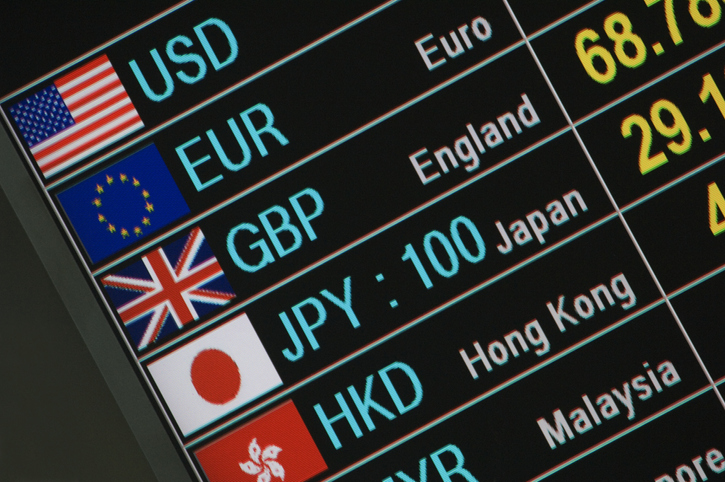 Dollar sous pression en début de séance